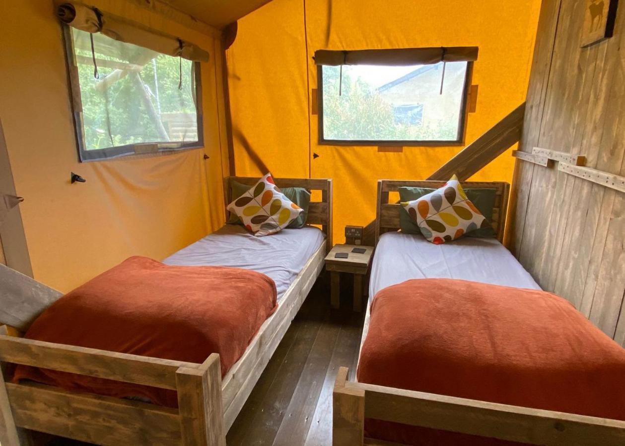 Florence Springs Glamping Gumfreston Esterno foto