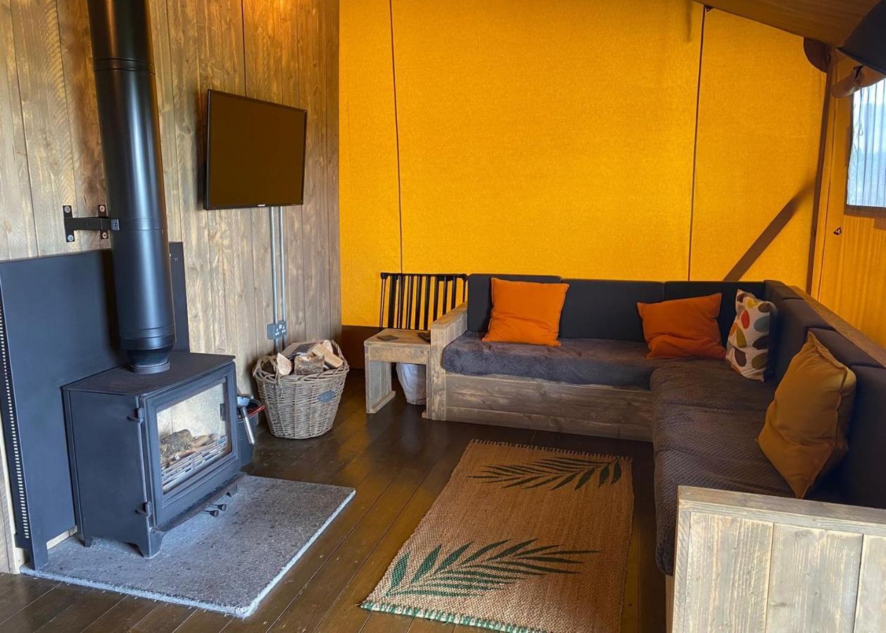 Florence Springs Glamping Gumfreston Esterno foto