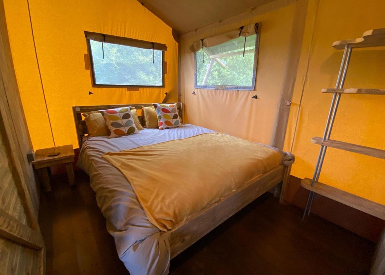 Florence Springs Glamping Gumfreston Esterno foto